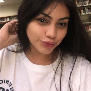 Meet your Posher, Briana